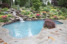 lanscape-bb-pool-and-spa.jpg